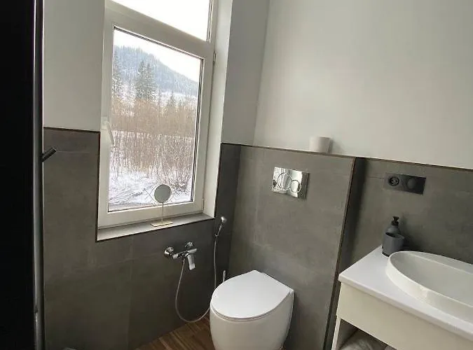 Riverside Гостевой дом 3*