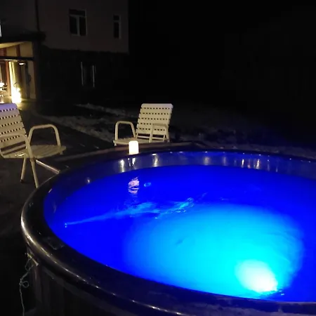 Riverside Casa de hóspedes 3*